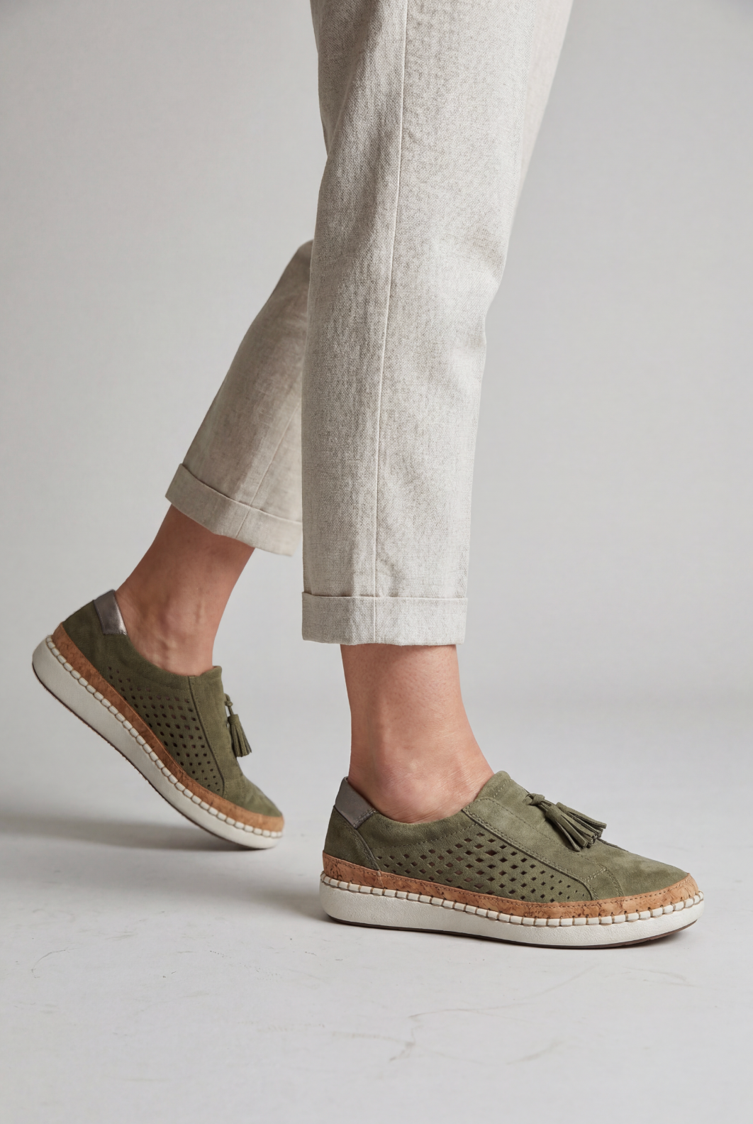 Baskets Femme | Sans Lacet Pompons Panneau Perforé - 2