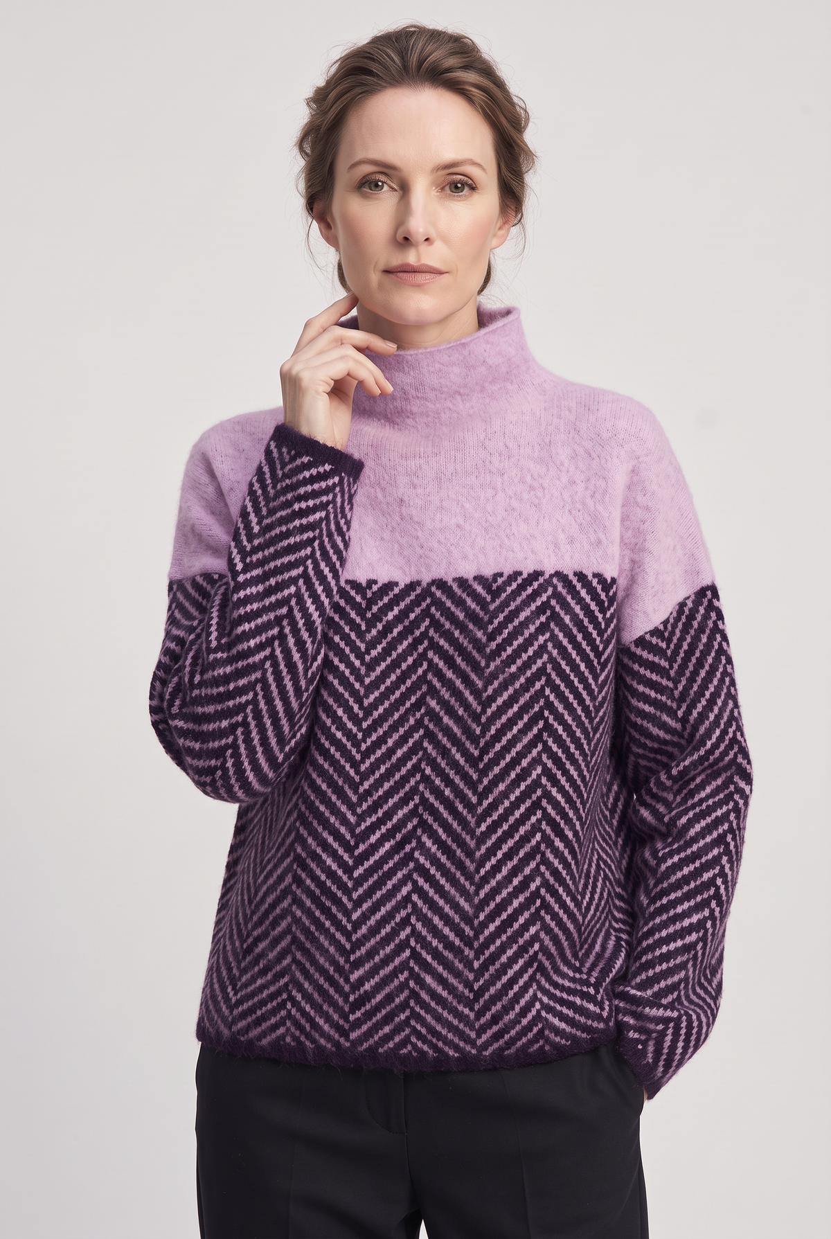 Pull Femme | Col Cheminée Motif Chevrons Empiècement Contrasté - 5